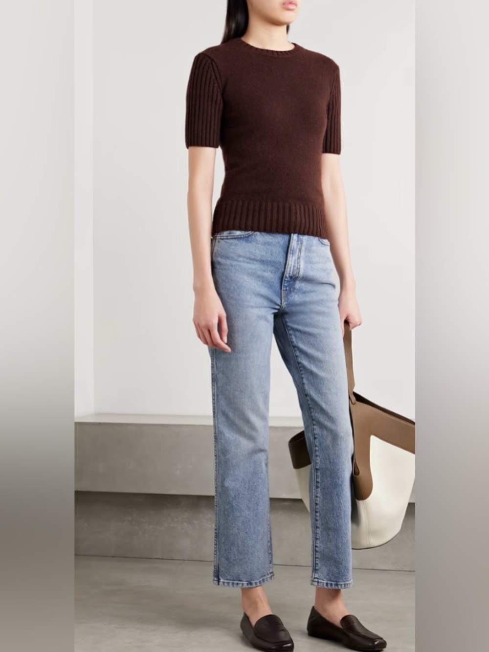 KHAITE
Abigail Stretch cropped high-rise straight-leg jeans
Color: Light denim - Picture 3 of 11